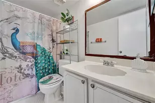 8260 SW 24th St, North Lauderdale, FL 33068 - Photo 15