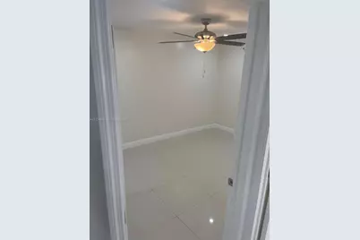 1187 NW 29th Ter, Fort Lauderdale, FL 33311 - Photo 7