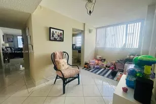 17878 N Bay Rd, Sunny Isles Beach, FL 33160 - Photo 15