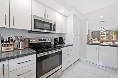 711 S Hollybrook Dr #109, Pembroke Pines, FL 33025 - Photo 7