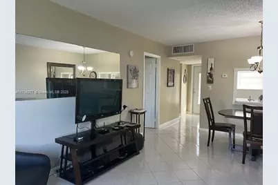 4805 NW 35th St #506, Lauderdale Lakes, FL 33319 - Photo 13