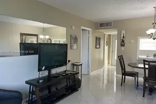 4805 NW 35th St, Lauderdale Lakes, FL 33319 - Photo 13