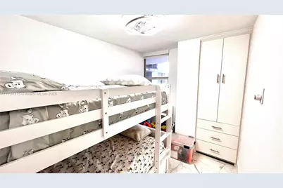 6039 Collins Ave #1210, Miami Beach, FL 33140 - Photo 13