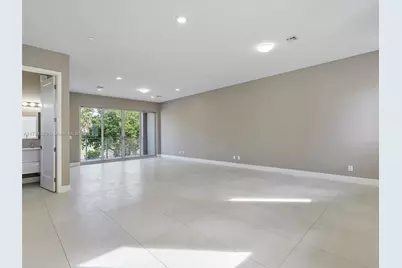 [Address not provided], Fort Lauderdale, FL 33304 - Photo 13
