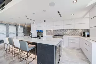2205 S Surf Rd, Hollywood, FL 33019 - Photo 41