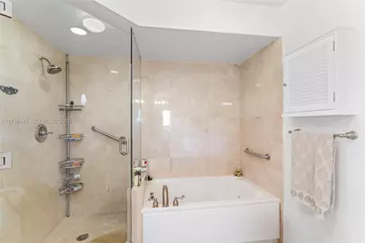 6365 Collins Ave #1901, Miami Beach, FL 33141 - Photo 33