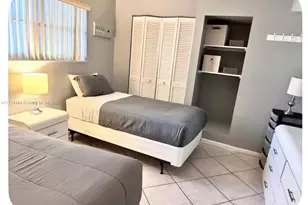 201 178th Dr, Sunny Isles Beach, FL 33160 - Photo 25