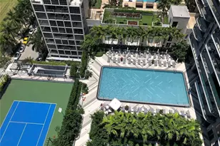 121 NE 34th St, Miami, FL 33137 - Photo 19