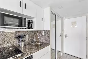 19201 Collins Ave, Sunny Isles Beach, FL 33160 - Photo 7