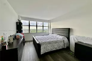 7441 Wayne Ave, Miami Beach, FL 33141 - Photo 5