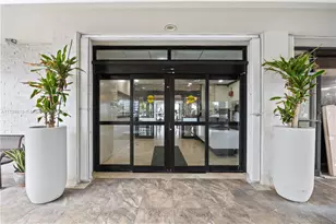 300 Bayview Dr, Sunny Isles Beach, FL 33160 - Photo 27