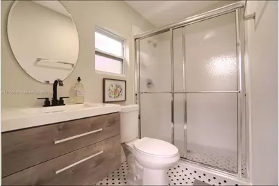4877 NE 15th Ave, Pompano Beach, FL 33064 - Photo 11