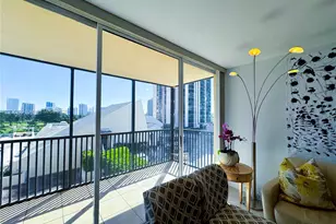 20301 W Country Club Dr, Aventura, FL 33180 - Photo 19