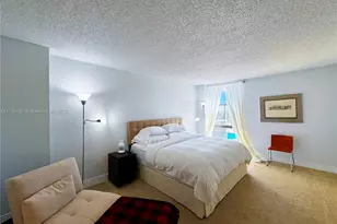 20301 W Country Club Dr, Aventura, FL 33180 - Photo 11