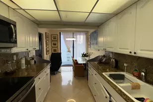 210 174th St, Sunny Isles Beach, FL 33160 - Photo 7