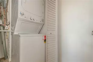 11111 Biscayne Blvd, Miami, FL 33181 - Photo 5