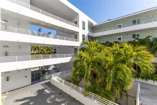 7800 Collins Ave, Miami Beach, FL 33141 - Photo 33