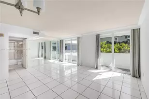 7800 Collins Ave, Miami Beach, FL 33141 - Photo 3
