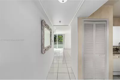 7800 Collins Ave #302, Miami Beach, FL 33141 - Photo 7