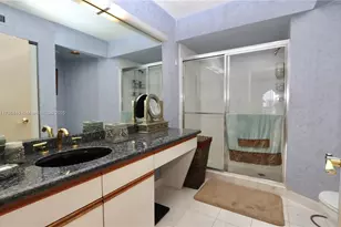 19101 NE 36th Ct, Aventura, FL 33180 - Photo 27