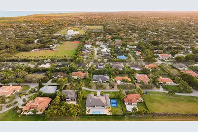 8050 SW 175th St, Palmetto Bay, FL 33157 - Photo 9