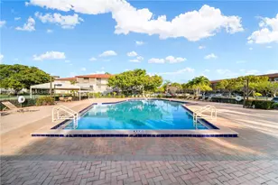 13455 SW 3rd St, Pembroke Pines, FL 33027 - Photo 23