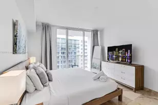 1750 N Bayshore Dr, Miami, FL 33132 - Photo 13