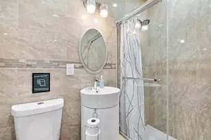 2541 NE 195th St, Miami, FL 33180 - Photo 25