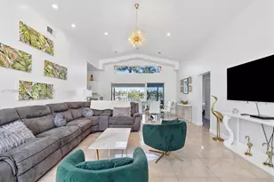 2541 NE 195th St, Miami, FL 33180 - Photo 53