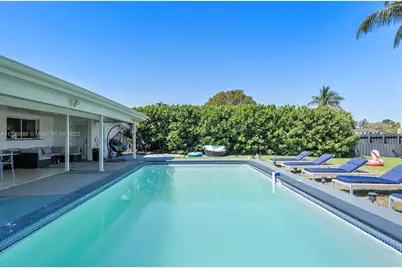 2541 NE 195th St #0, Miami, FL 33180 - Photo 61