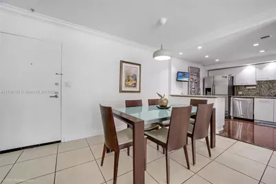 575 Crandon Blvd #306, Key Biscayne, FL 33149 - Photo 3