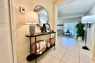 11403 NW 89th St, Doral, FL 33178 - Photo 5