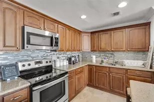 6801 Indian Creek Dr, Miami Beach, FL 33141 - Photo 21
