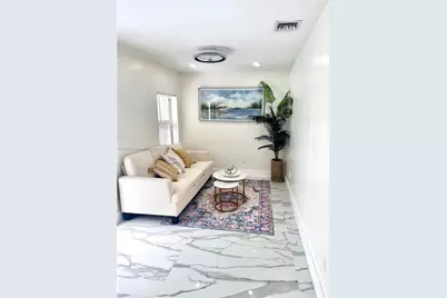 237 NE 110th Ter, Miami, FL 33161 - Photo 9