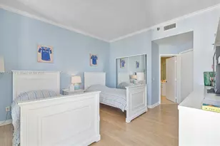 21150 Point Pl, Aventura, FL 33180 - Photo 15