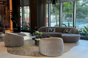 460 NE 28th St, Miami, FL 33137 - Photo 13