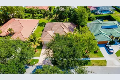 115 Kapok Crescent, Royal Palm Beach, FL 33411 - Photo 25