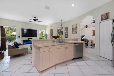 115 Kapok Crescent, Royal Palm Beach, FL 33411 - Photo 13