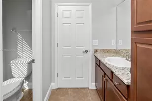 11436 Drifting Leaf Dr, Riverview, FL 33579 - Photo 17