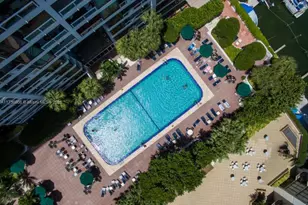 1717 N Bayshore Dr, Miami, FL 33132 - Photo 31