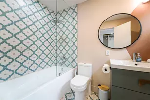 40 NE 24th St, Lazy Lake, FL 33305 - Photo 13