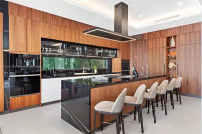 1785 Cleveland Rd, Miami Beach, FL 33141 - Photo 19