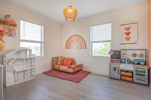 1755 SE 9th Terrace, Homestead, FL 33034 - Photo 5