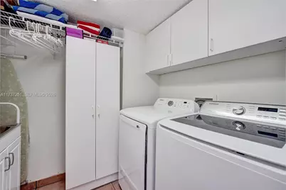 17700 N Bay Rd #608, Sunny Isles Beach, FL 33160 - Photo 23