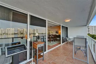 17700 N Bay Rd, Sunny Isles Beach, FL 33160 - Photo 47