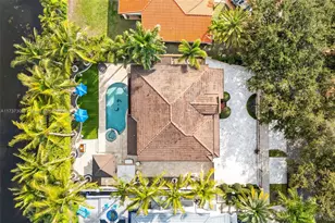 16801 NW 77th Pl, Miami Lakes, FL 33016 - Photo 29