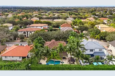 16801 NW 77th Pl, Miami Lakes, FL 33016 - Photo 27