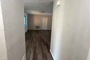 7403 Foxbloom Dr, New Port Richey, FL 34668 - Photo 13