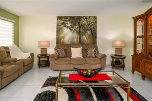 4110 Oakridge V, Deerfield Beach, FL 33442 - Photo 9