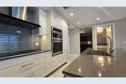 100 E Las Olas Blvd #2202, Fort Lauderdale, FL 33301 - Photo 7